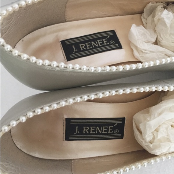 J Renee White Leather w/ Pearl Pumps Heel 9 N - Picture 5 of 7